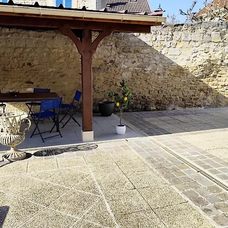 Charming House With Private Courtyard In The Heart Of Dom wakacyjny Gouvieux
